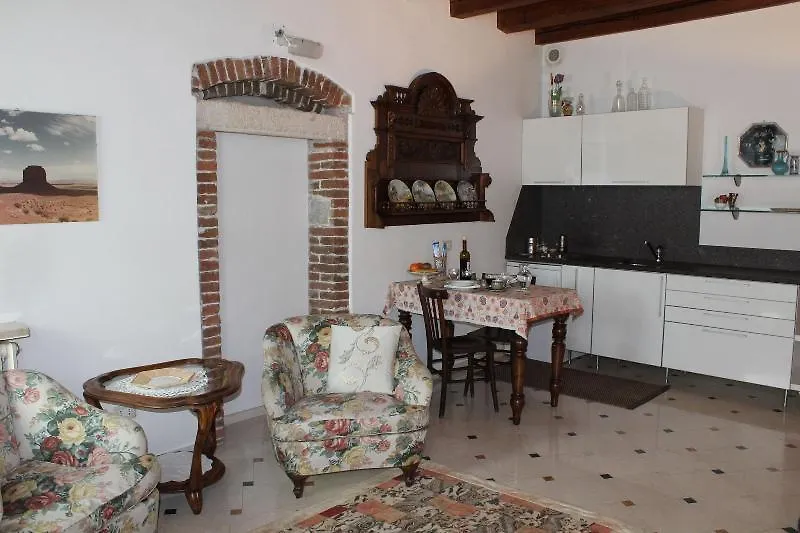 Residenza Carducci Centro Storico Apartment Verona